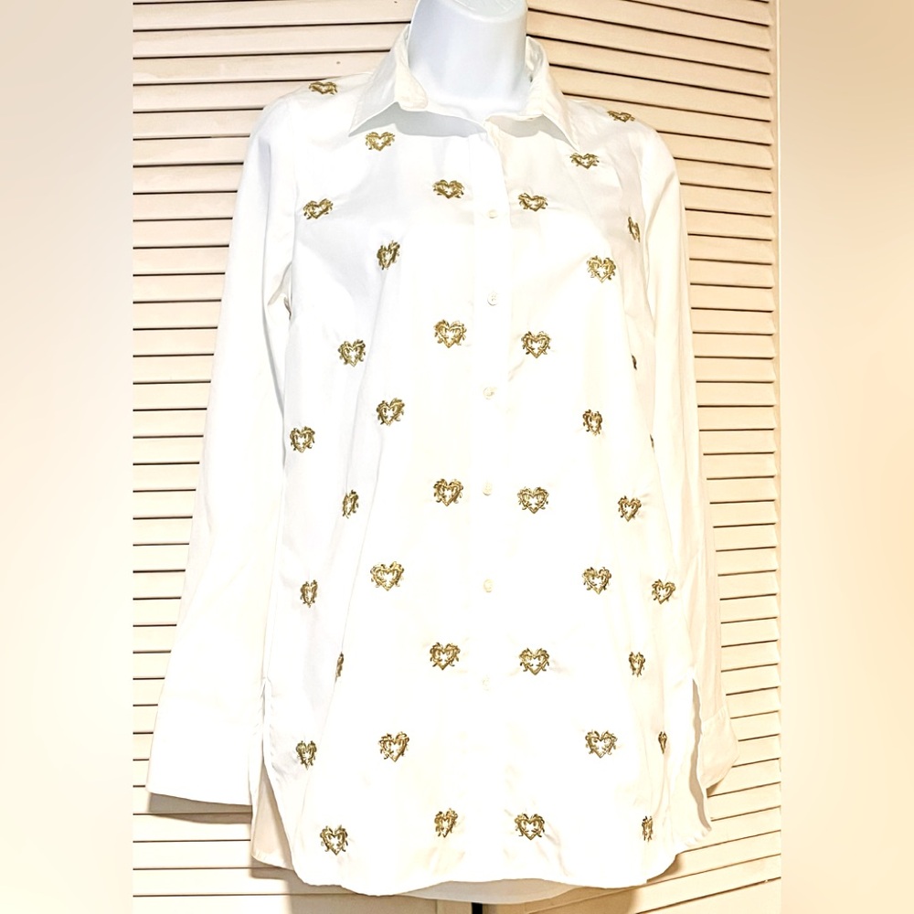 J Crew white 💯 % cotton shirt embellished w/ gold thread hearts embroidered